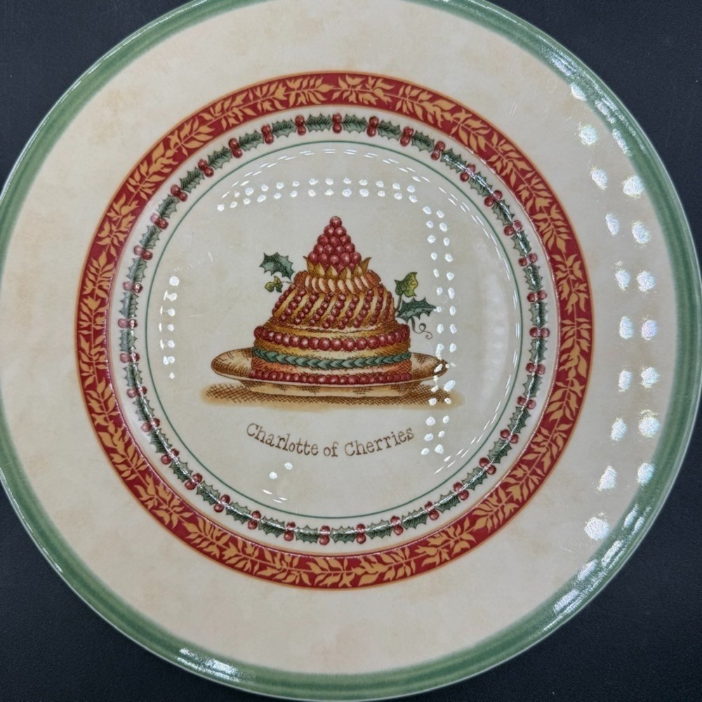 Villeroy & Boch Festive‎ Memories Cake Scenes Salad Dessert Plates set of 4 EUC - Picture 3 of 7
